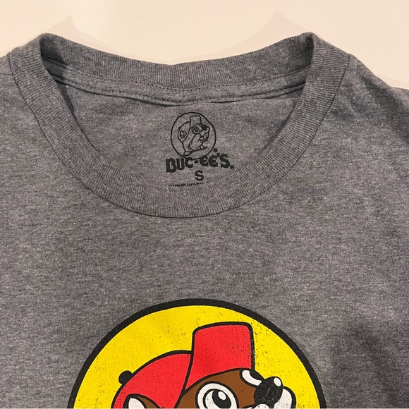 Buc-ee’s Tshirt - Picture 2 of 3